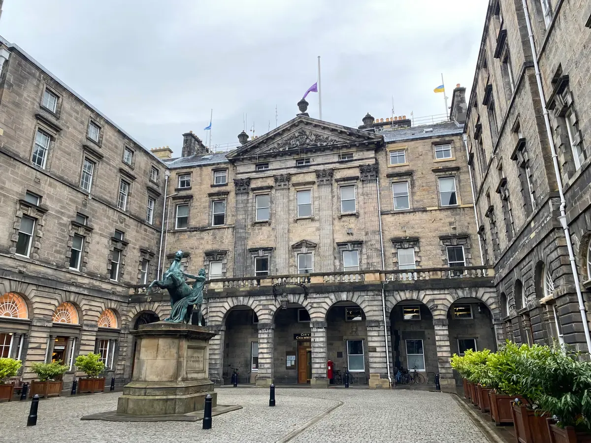 The courtyard of Edinburgh City Chambers, built over the closes where Mary King's Close lies buried, Edinburgh ghost tours, Edinburgh, Scotland